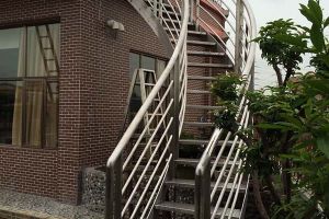 廣州獅嶺鈑金加工廠，【恒宇泰金屬】關(guān)注網(wǎng)絡(luò)輕鋼別墅騙局