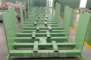 專業(yè)五金鈑金加工廠家，結構工程師進行圖樣繪制【恒宇泰金屬】