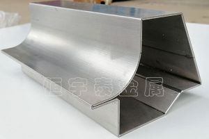 激光切割鈑金折彎加工廠，【恒宇泰金屬】不銹鋼折彎加工的注意事項