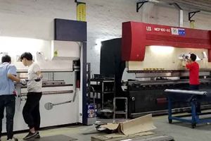 鈑金金屬加工哪家好？40余臺先進的數控設備精準加工【恒宇泰金屬】