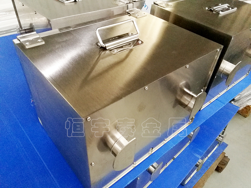不銹鋼加工制品-不銹鋼食具金屬柜的使用與保養
