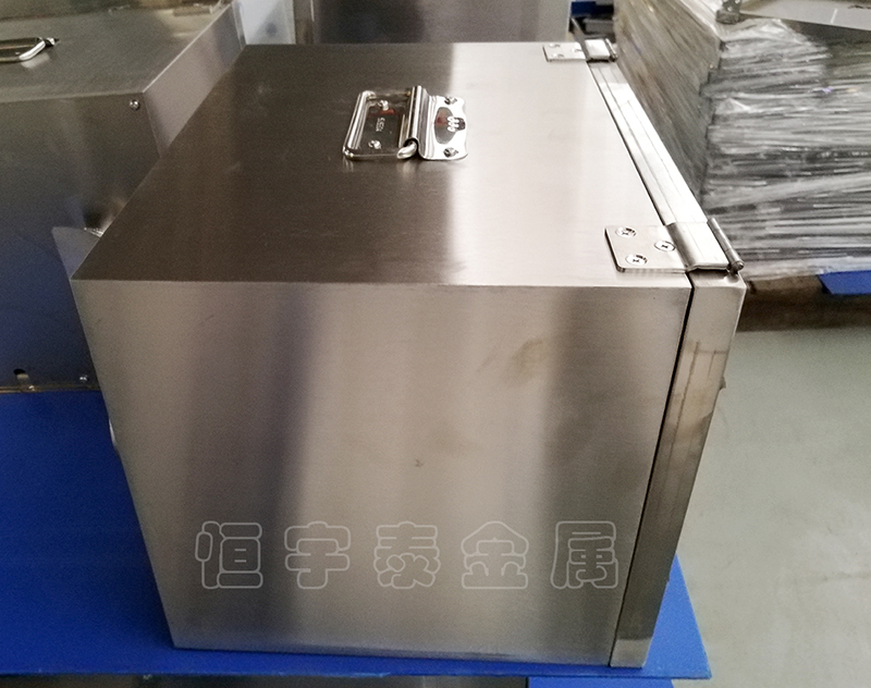 不銹鋼加工制品-不銹鋼食具金屬柜的使用與保養